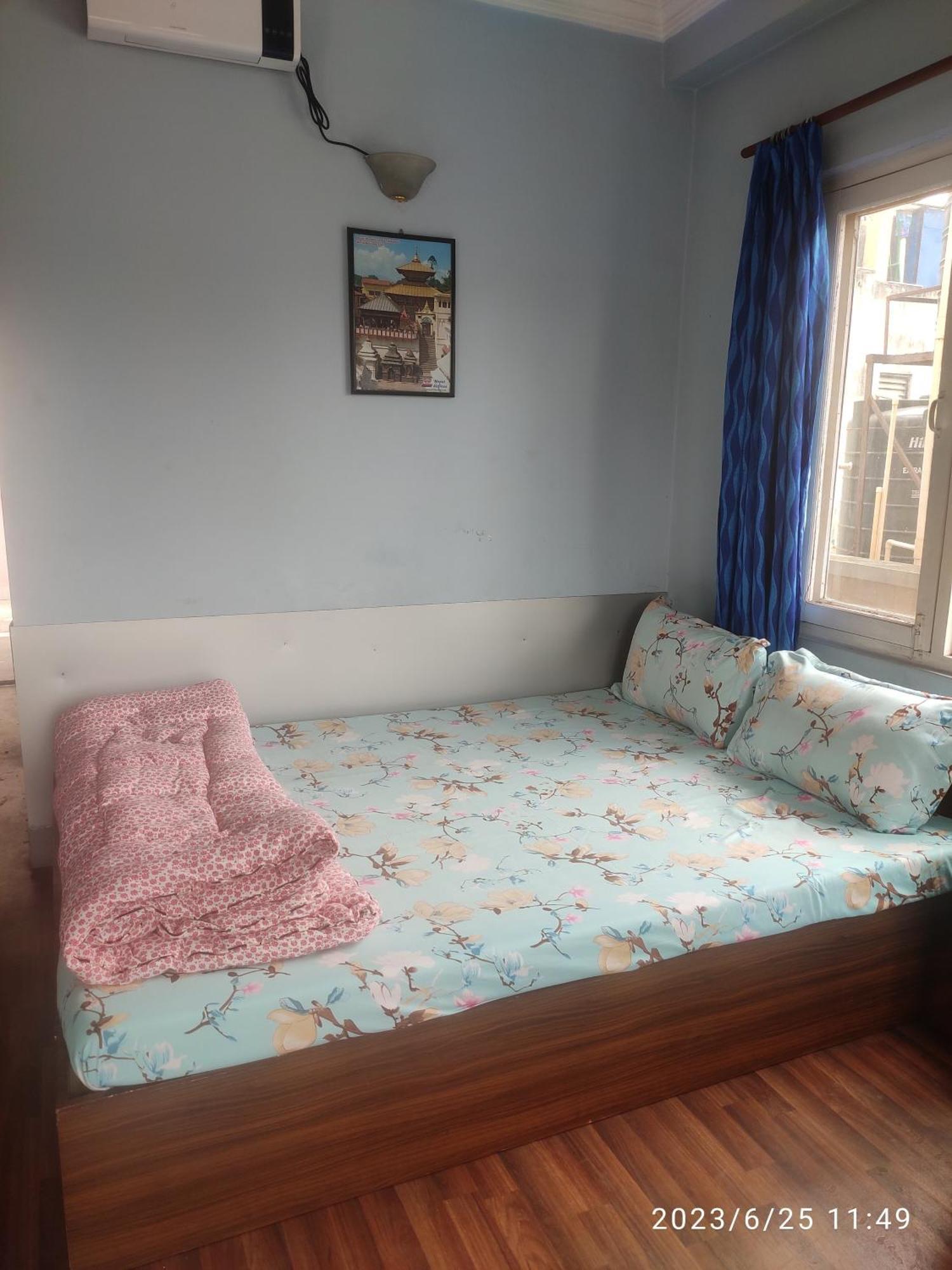 Kathmandu Home Stay & Hostel ภายนอก รูปภาพ