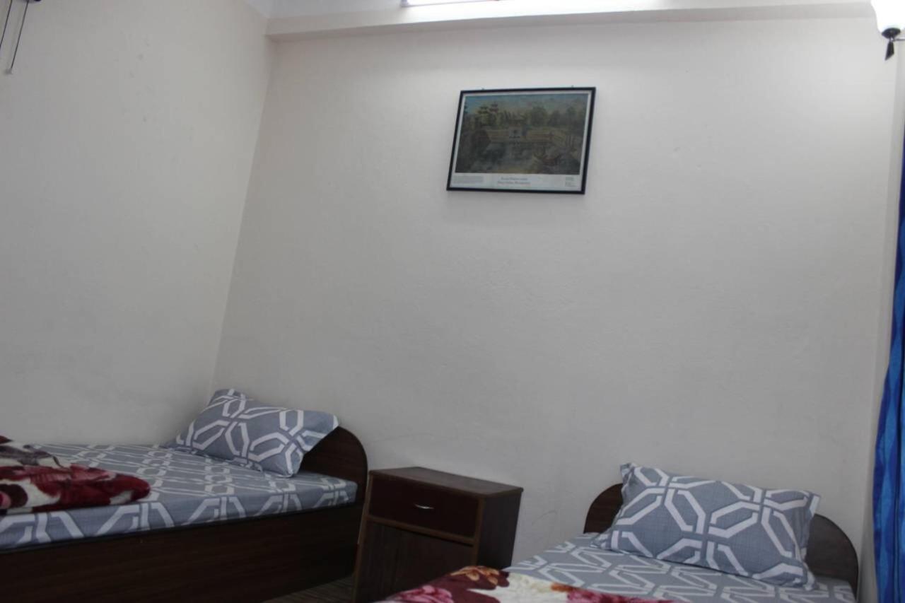 Kathmandu Home Stay & Hostel ภายนอก รูปภาพ
