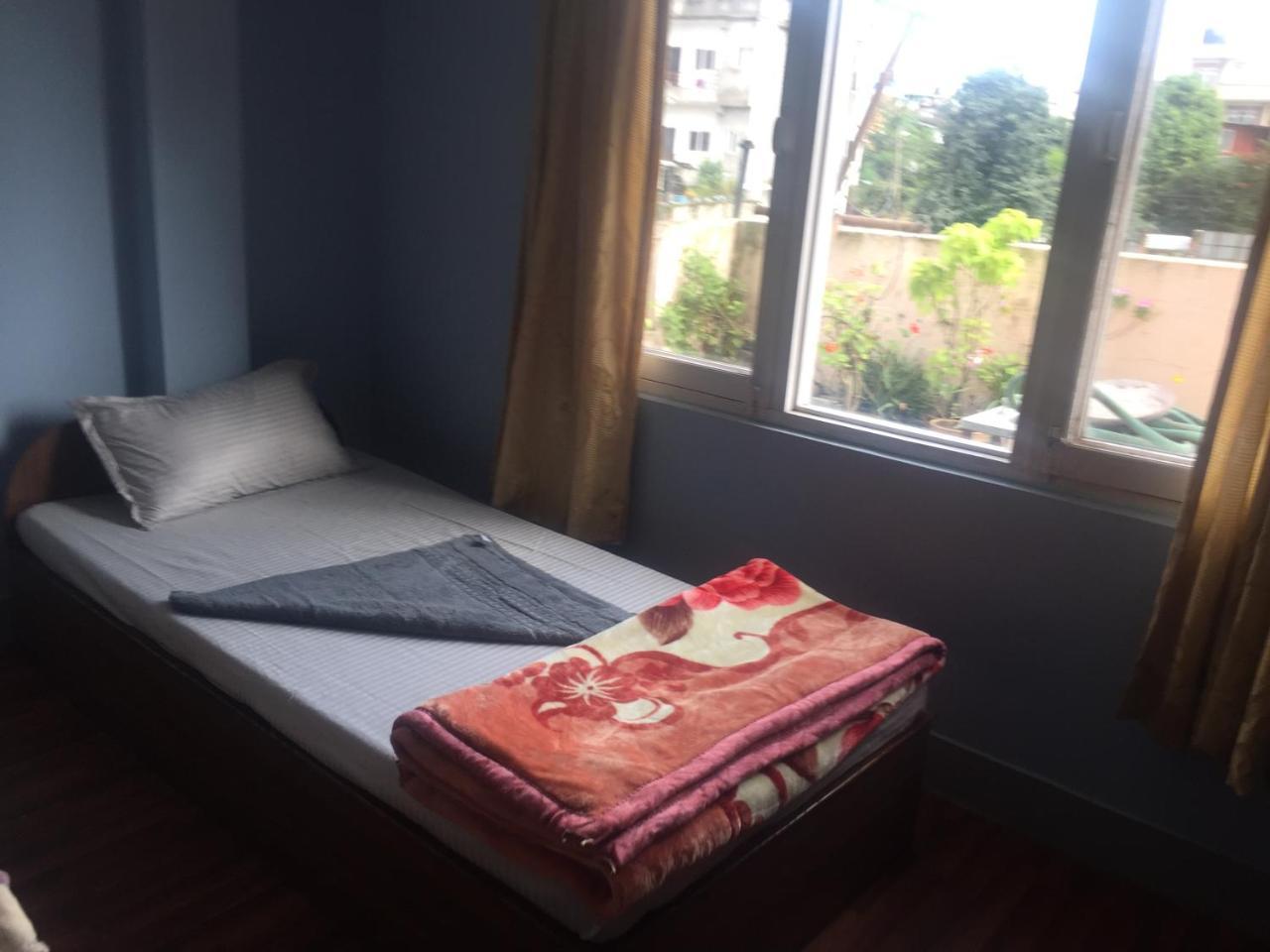 Kathmandu Home Stay & Hostel ภายนอก รูปภาพ