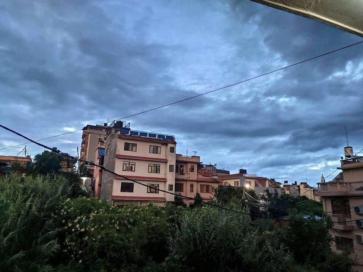 Kathmandu Home Stay & Hostel ภายนอก รูปภาพ